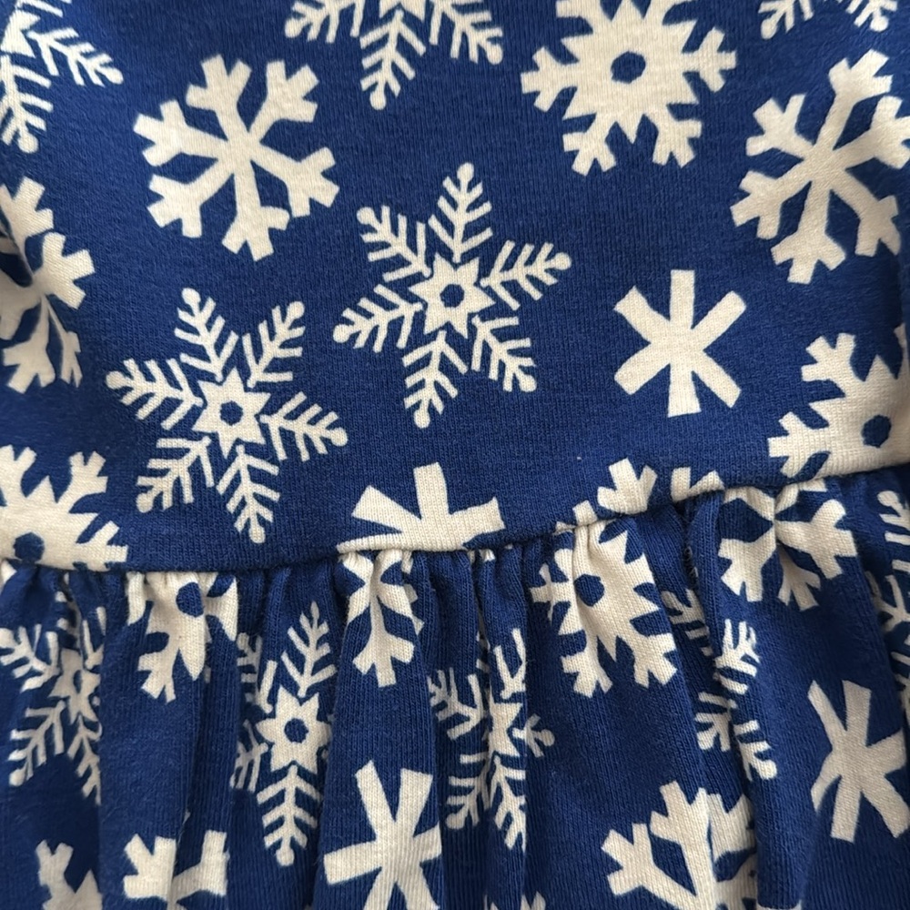 Set of girls Hanna Andersson winter themed dresses - Picture 4 of 5